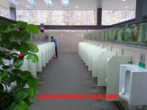 成渝高速資陽(yáng)服務(wù)區(qū)日常保潔